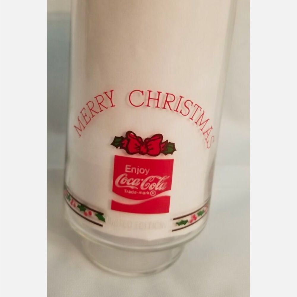 Vintage HOLLY HOBBIE Christmas COCA COLA Glass - LIMITED ED HOLLY with Green Hat - Picture 3 of 9